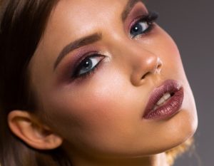 cómo preparar la piel antes del maquillaje