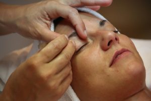 consejos para levantar el ánimo con tratamientos de belleza